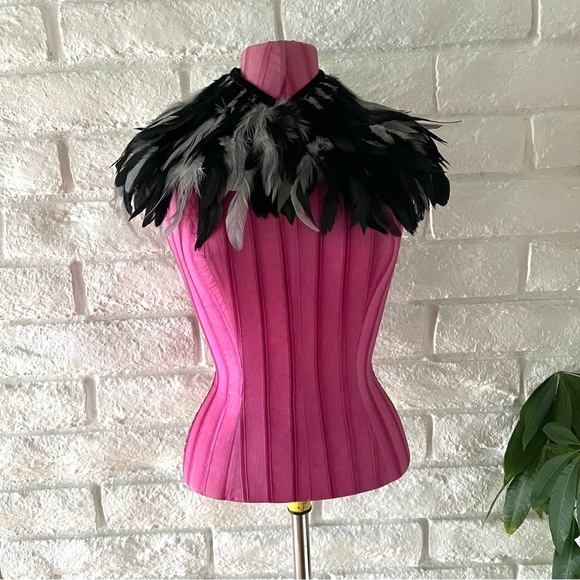 Zara Black and Gray Feathered Necklace Accessory - Picture 6 of 8